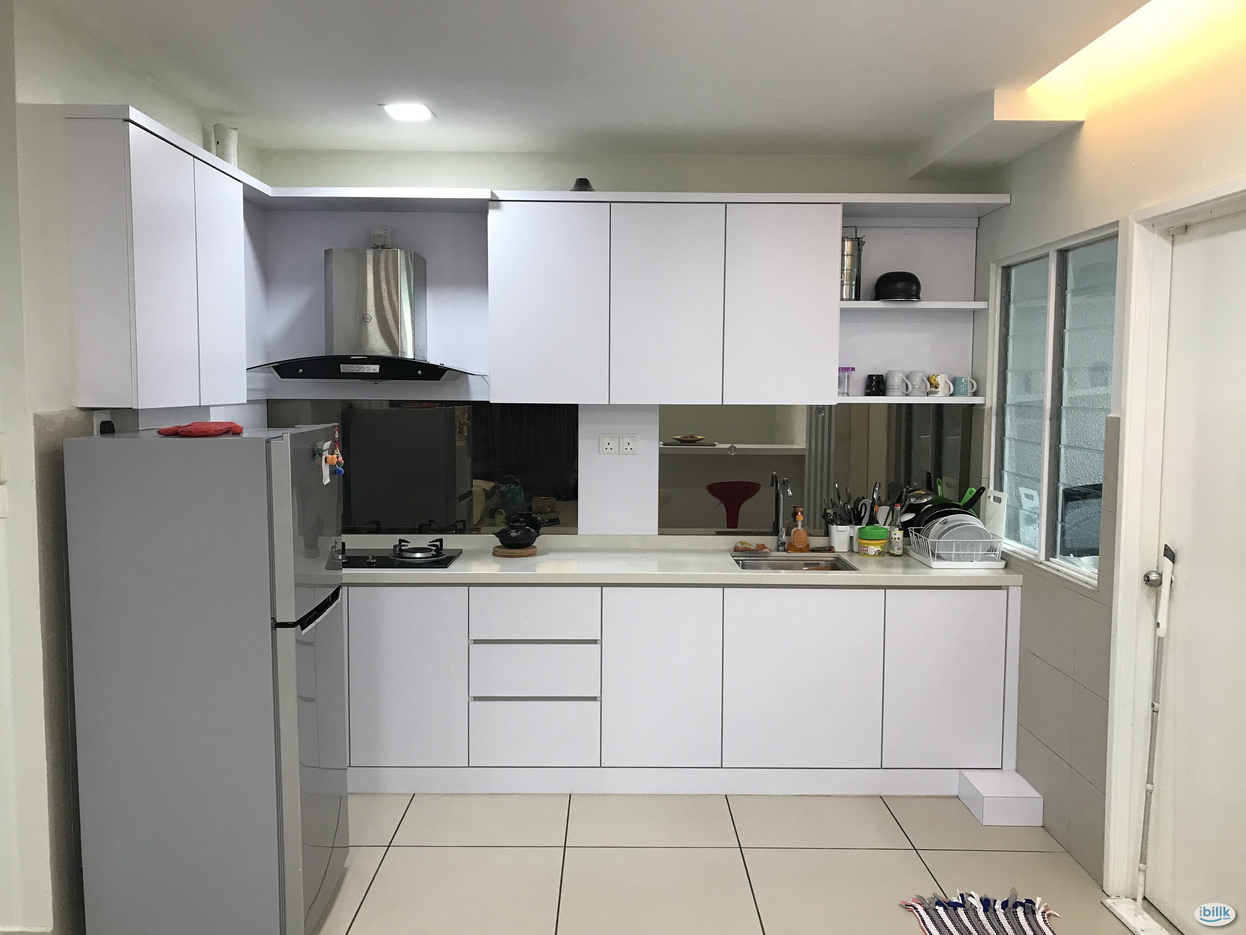 Middle Room at Ocean View Residences, Butterworth - Image 3