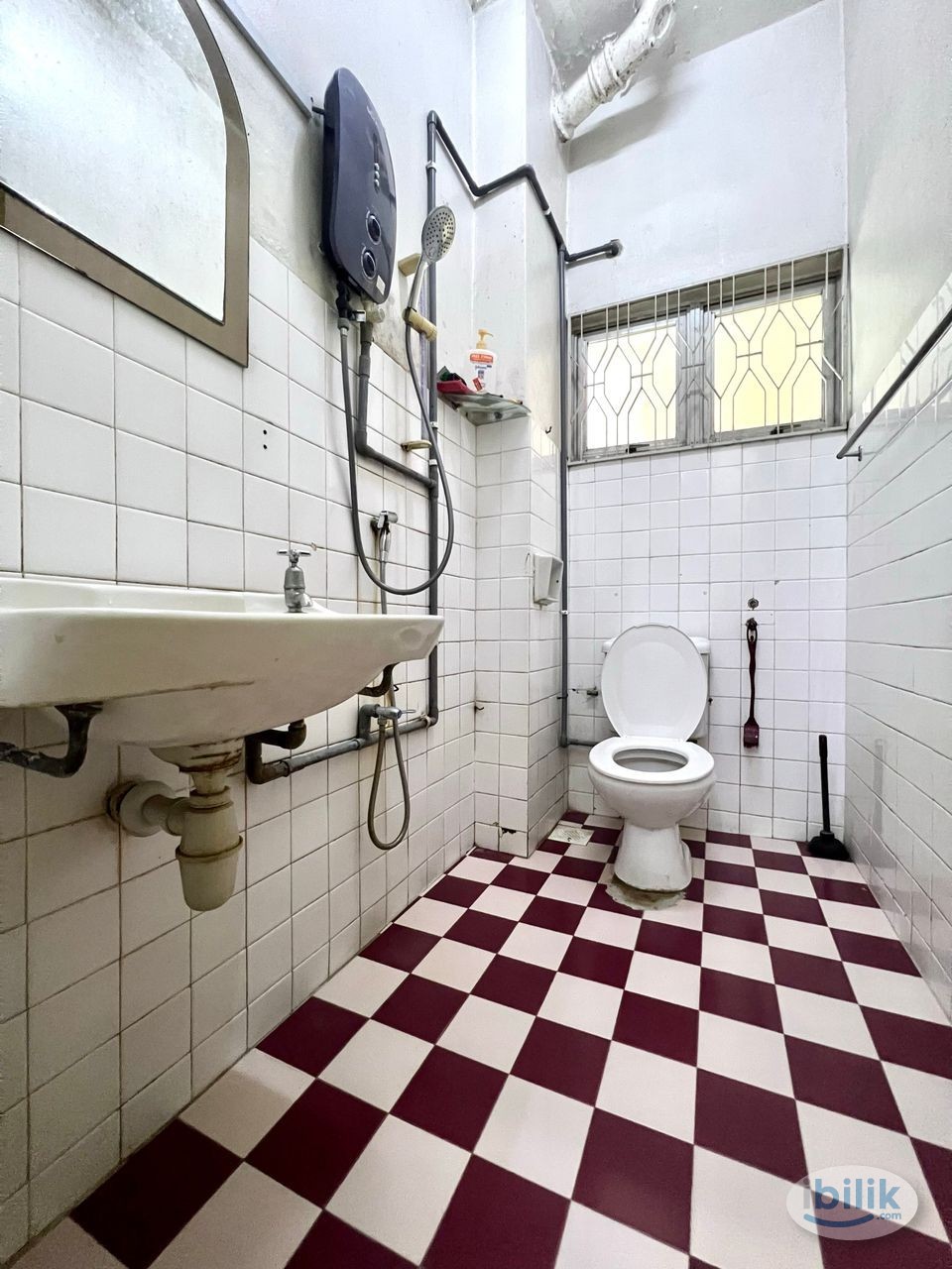 Single Room for Rent at Setia Perdana Shah Alam with Free WiFi 📱 - Image 2