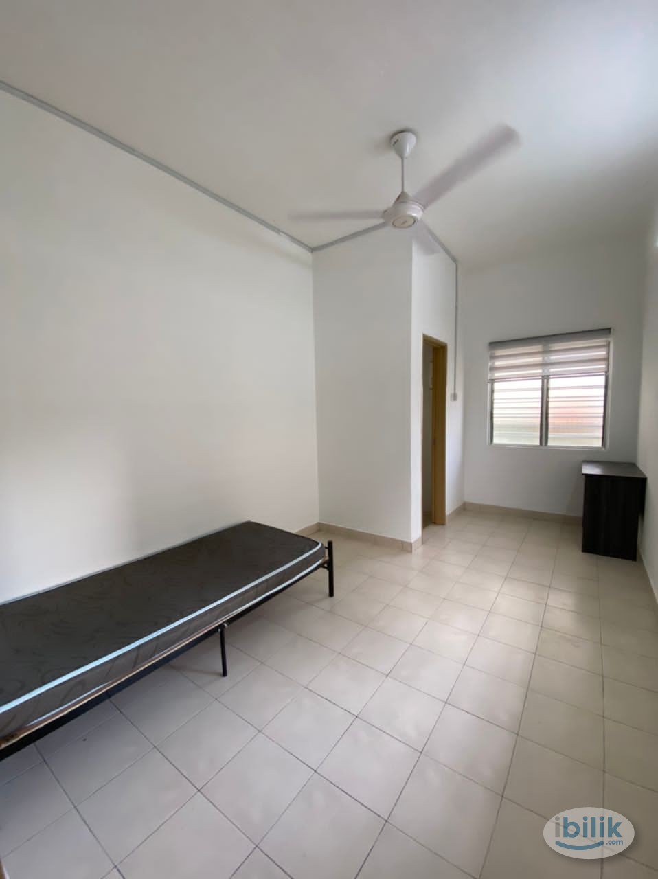 Middle Room at Alam Nusantara, Setia Alam - Image 1