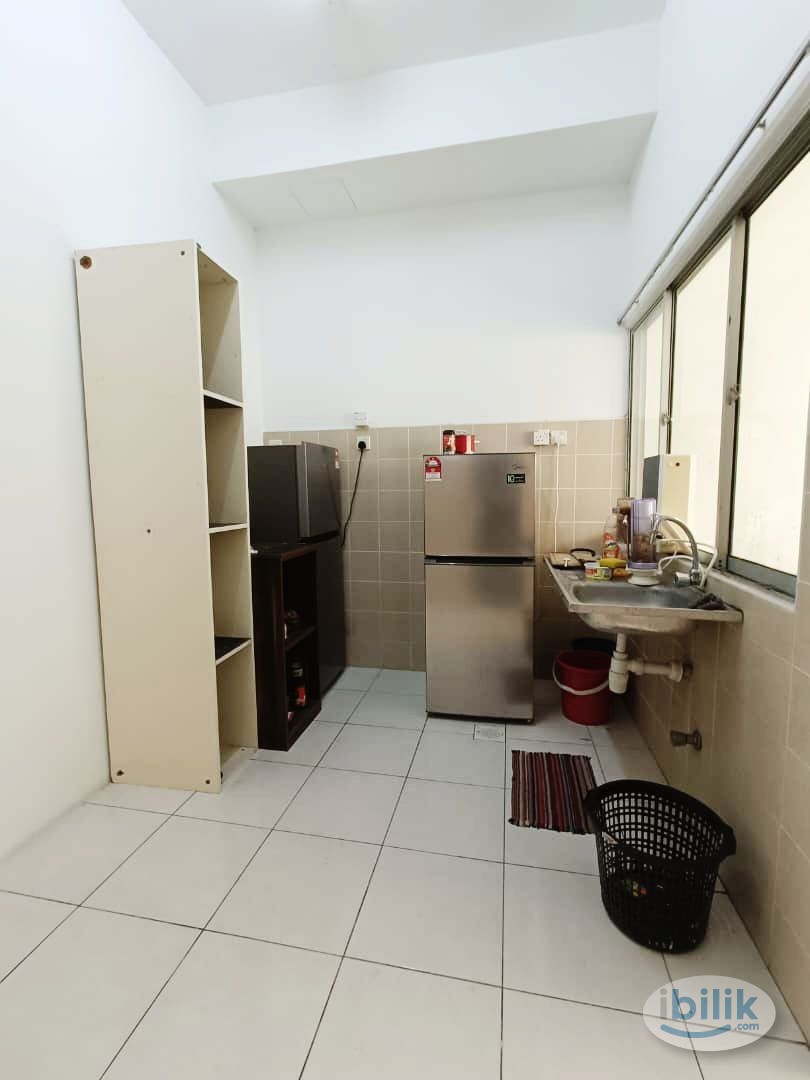 Middle Room at Setia Indah, Setia Alam - Image 2