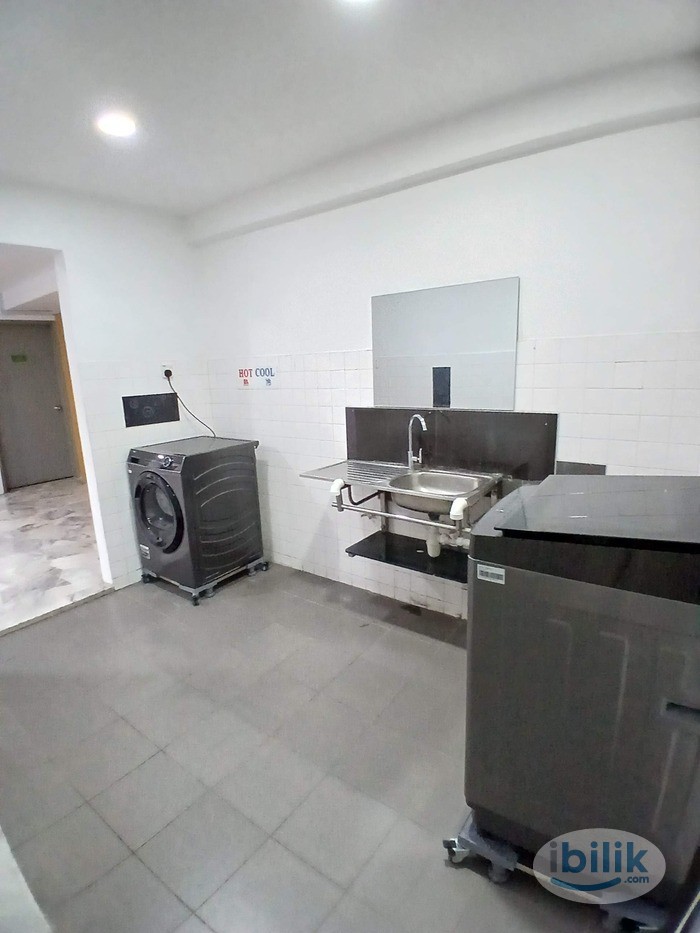 Fully Furnished 💥Master Room RM 650 Only💥 5min to Serdang MRT - Image 3