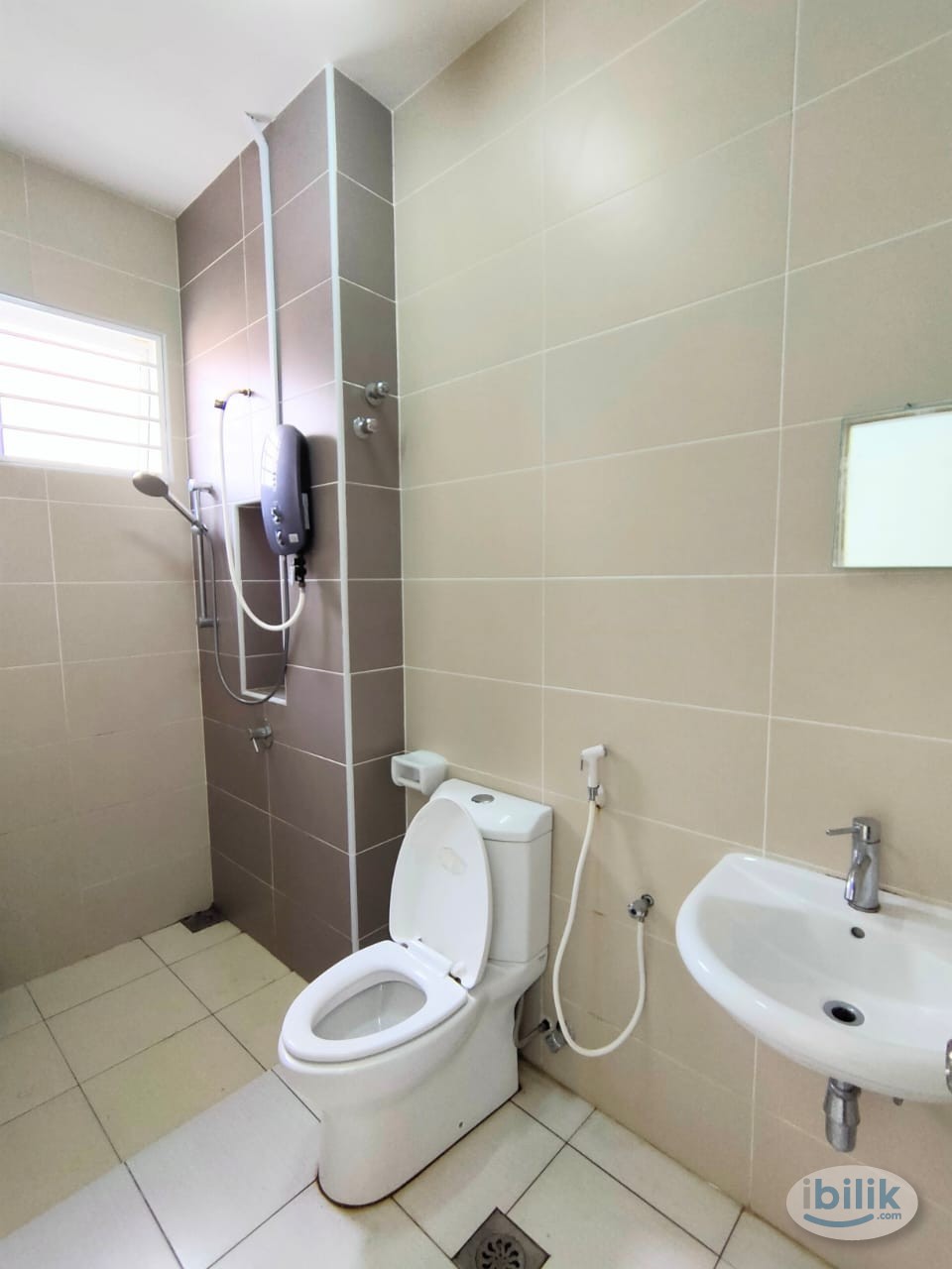 Zero Deposit Master Room at Alam Nusantara, Setia Alam - Image 4