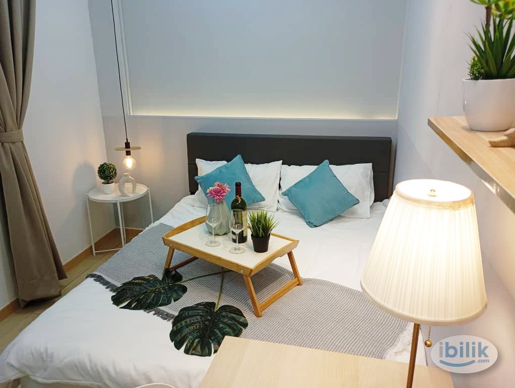 Newly Renovated #Air-cond Middle Queen bedroom #10mins to Sunway Pyramid #Low Deposit #Free Unlimited WiFi #Fully Furnis - Image 2
