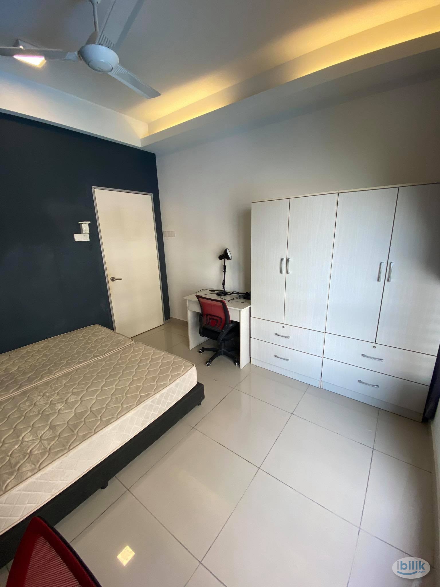 😍 5 mins walk to KDU😍 Inclusive all Utilities except aircond 😍Free Wifi 😍Free Cleaning 😍Fully furnish room at Utropolis  - Image 1
