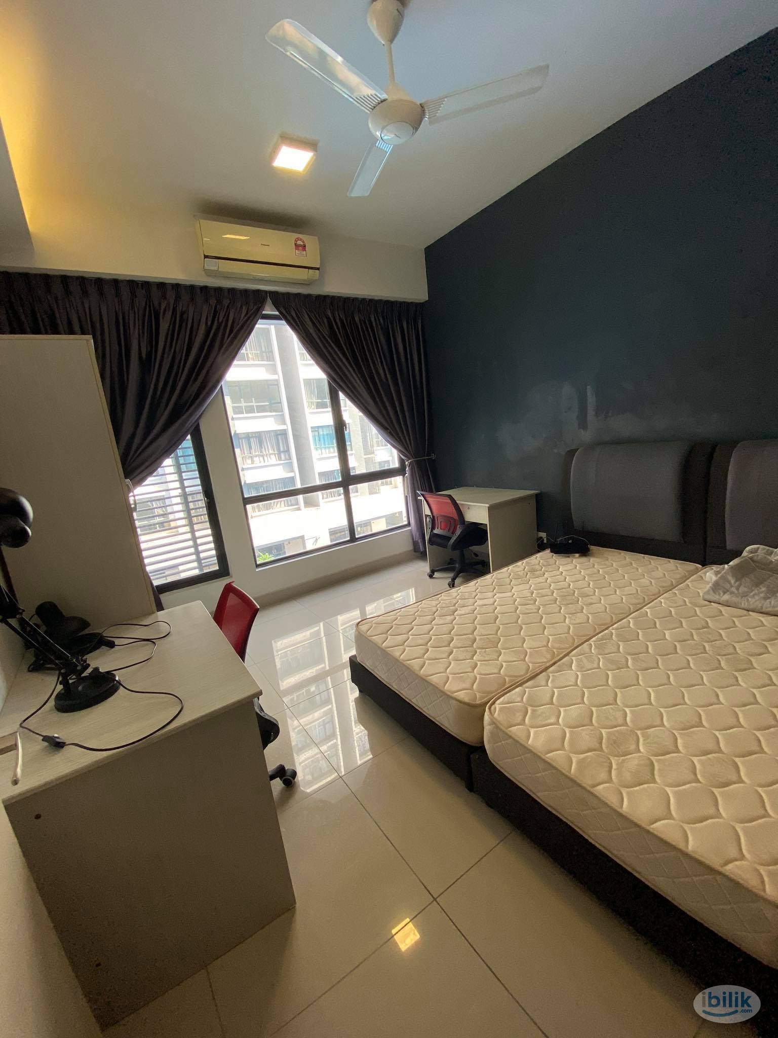 😍 5 mins walk to KDU😍 Inclusive all Utilities except aircond 😍Free Wifi 😍Free Cleaning 😍Fully furnish room at Utropolis  - Image 2