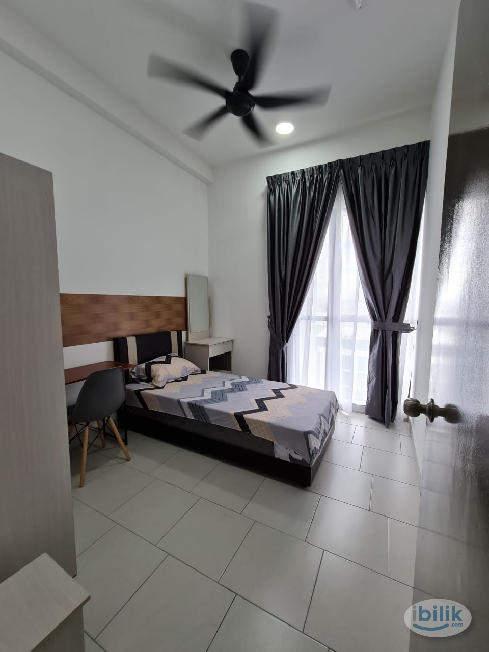 ASTETICA RESIDENCE @ SERI KEMBANGAN ( MEDIUM ROOM SINGLE BED ) MIX UNIT - Image 3