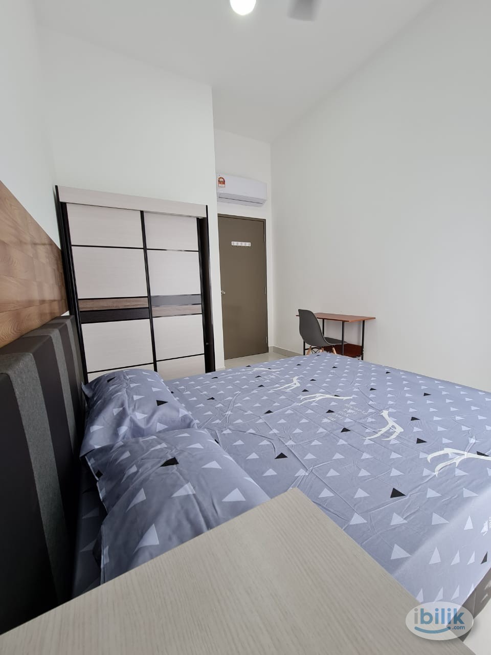ASTETICA RESIDENCE @ SERI KEMBANGAN ( MEDIUM ROOM ) FEMALE UNIT - Image 1