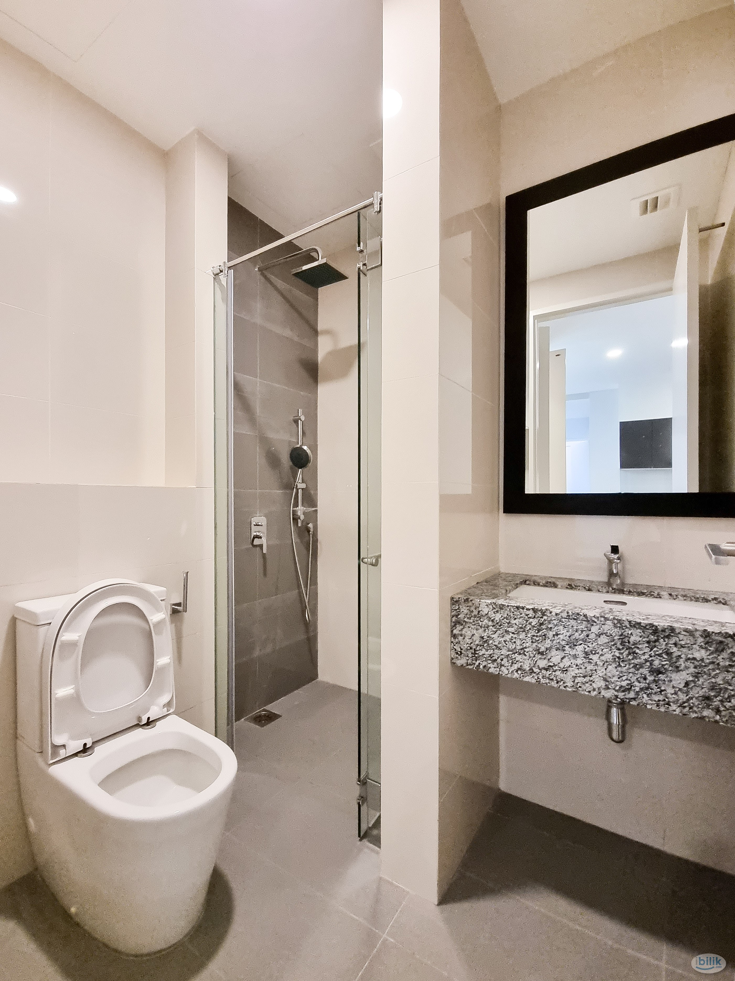 Single Room at The Azure Residences, Petaling Jaya - Image 4