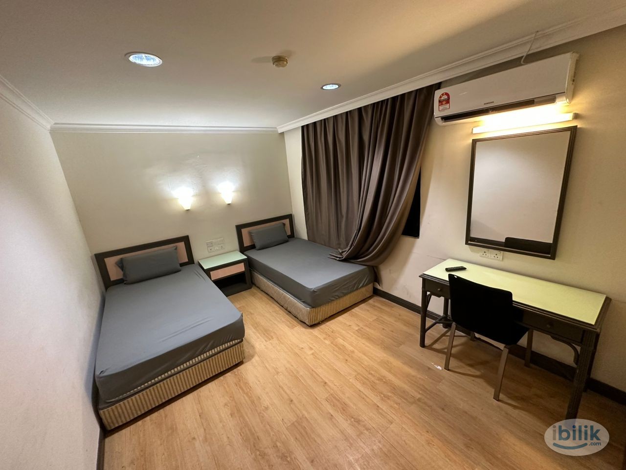 💥💥Corona Inn Master Room at Jalan Alor , KL City Centre - Image 1