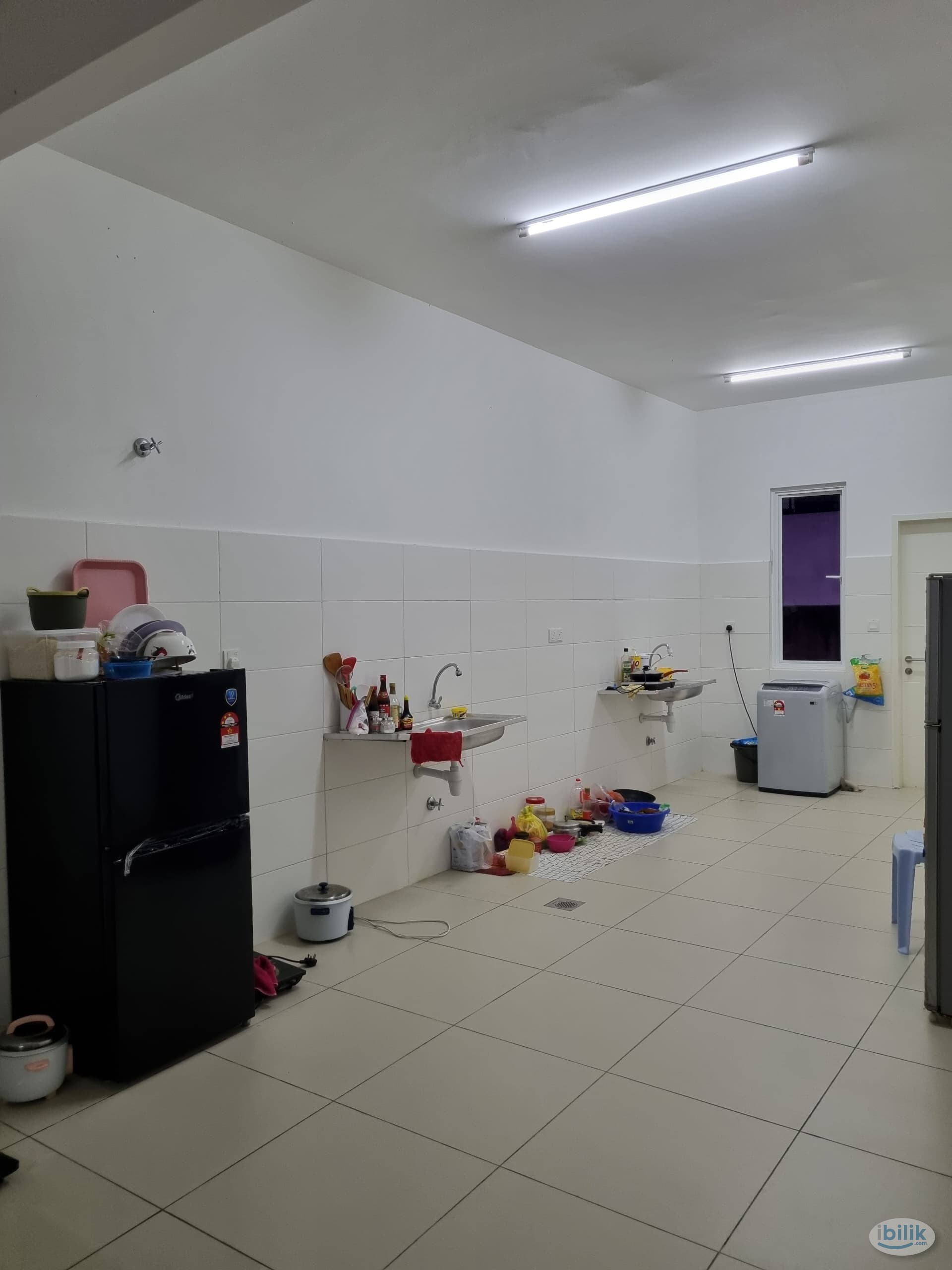 Middle Room at Sendayan, Seremban - Image 3