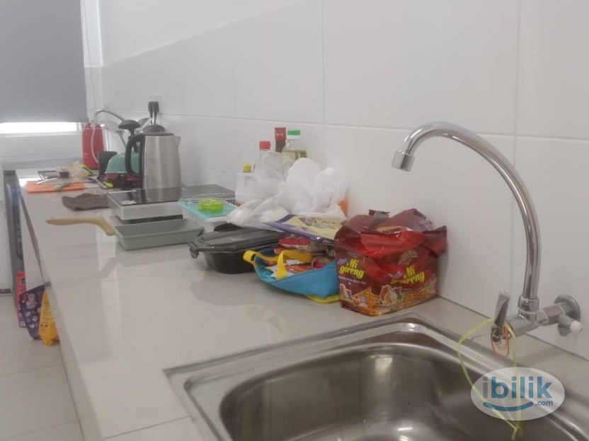Middle Room & Master Room at Ara Sendayan, Seremban - Image 2