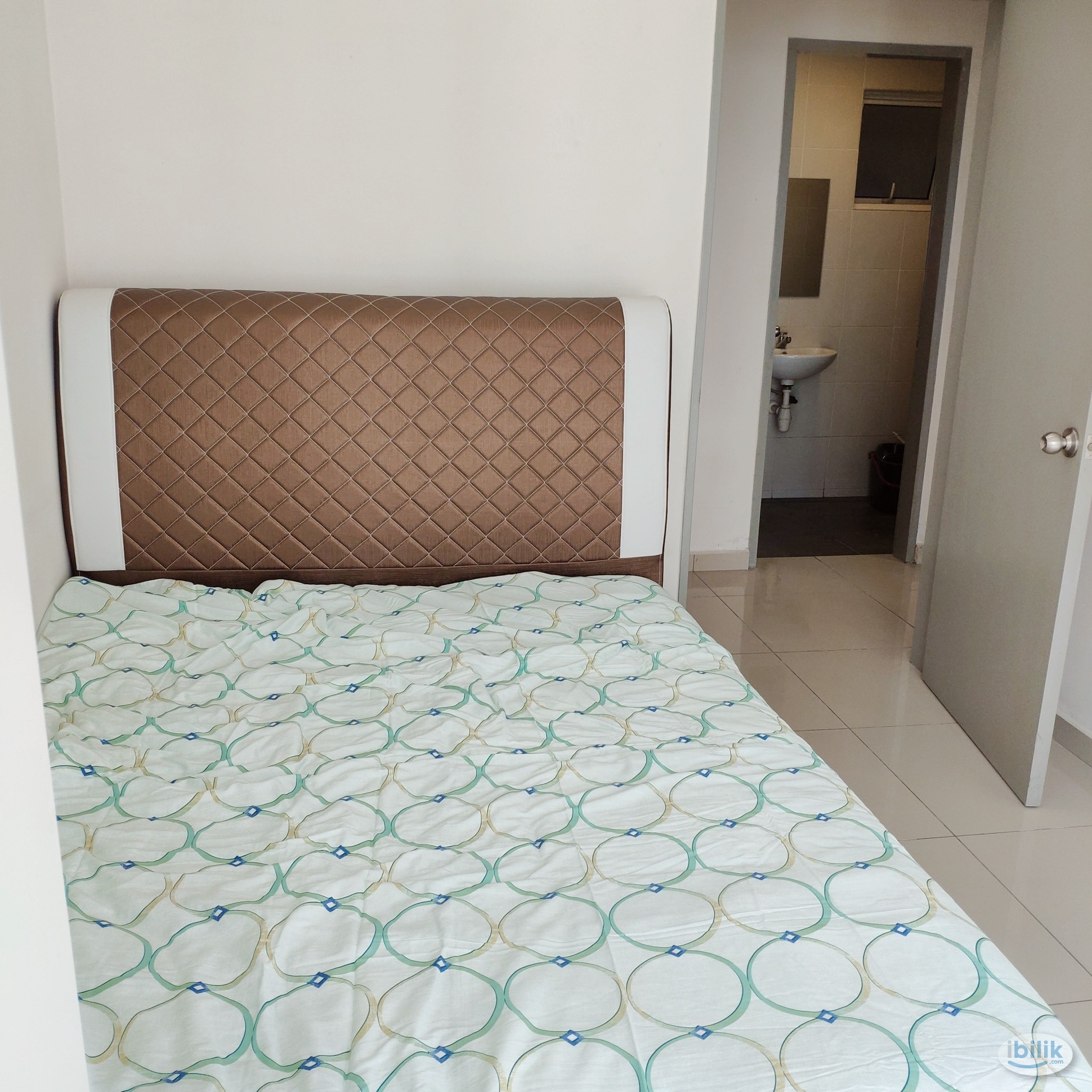 Middle Room, Cool Aircon near Equine, Alice Smith School, Tmn Universiti, Putra Permai, 16 Sierra, Cyberjaya, Putrajaya, - Image 2