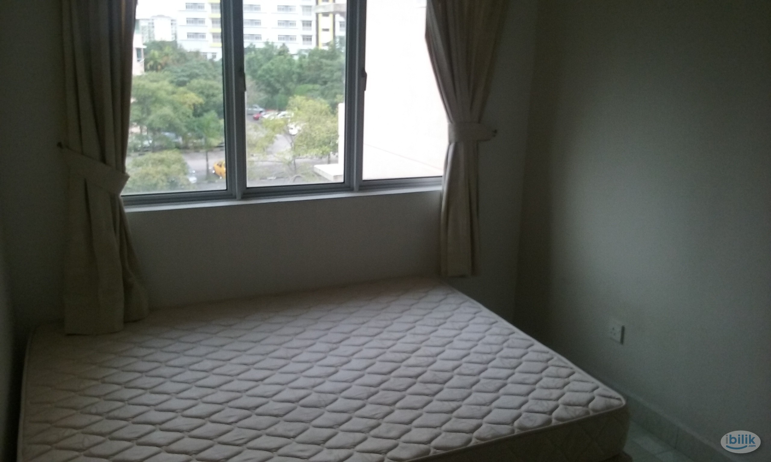 Middle Room at Bistari Impian Condo, Johor Bahru City Centre - Image 3
