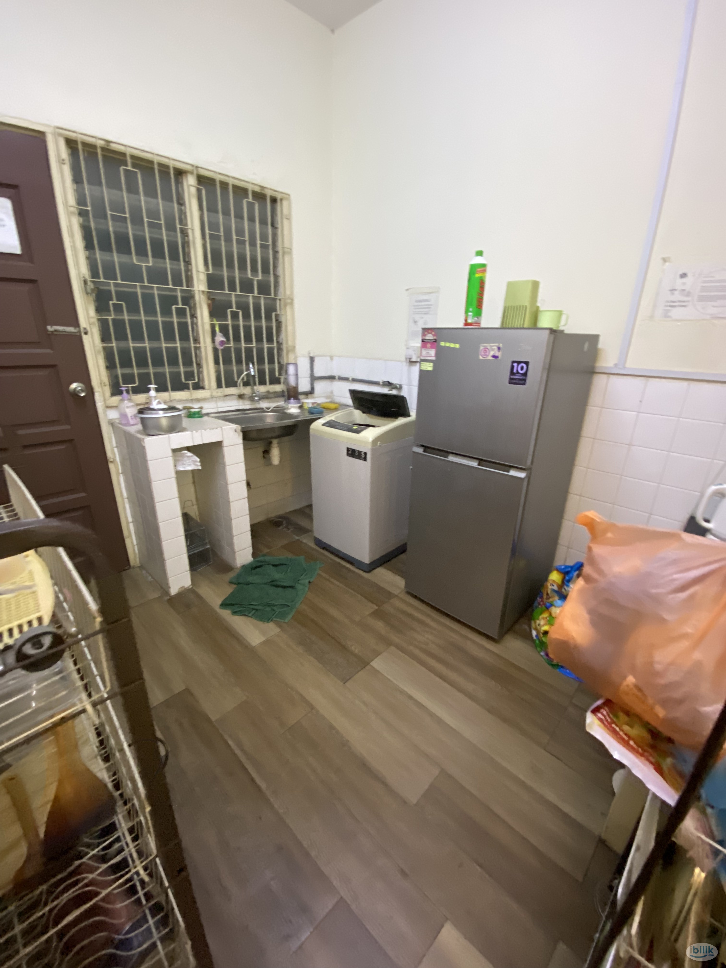 🔥1 Month Deposit Fully Furnished Single Room 🔥Walking Distance to LRT Taman Bahagia, Free Wifi - Image 2
