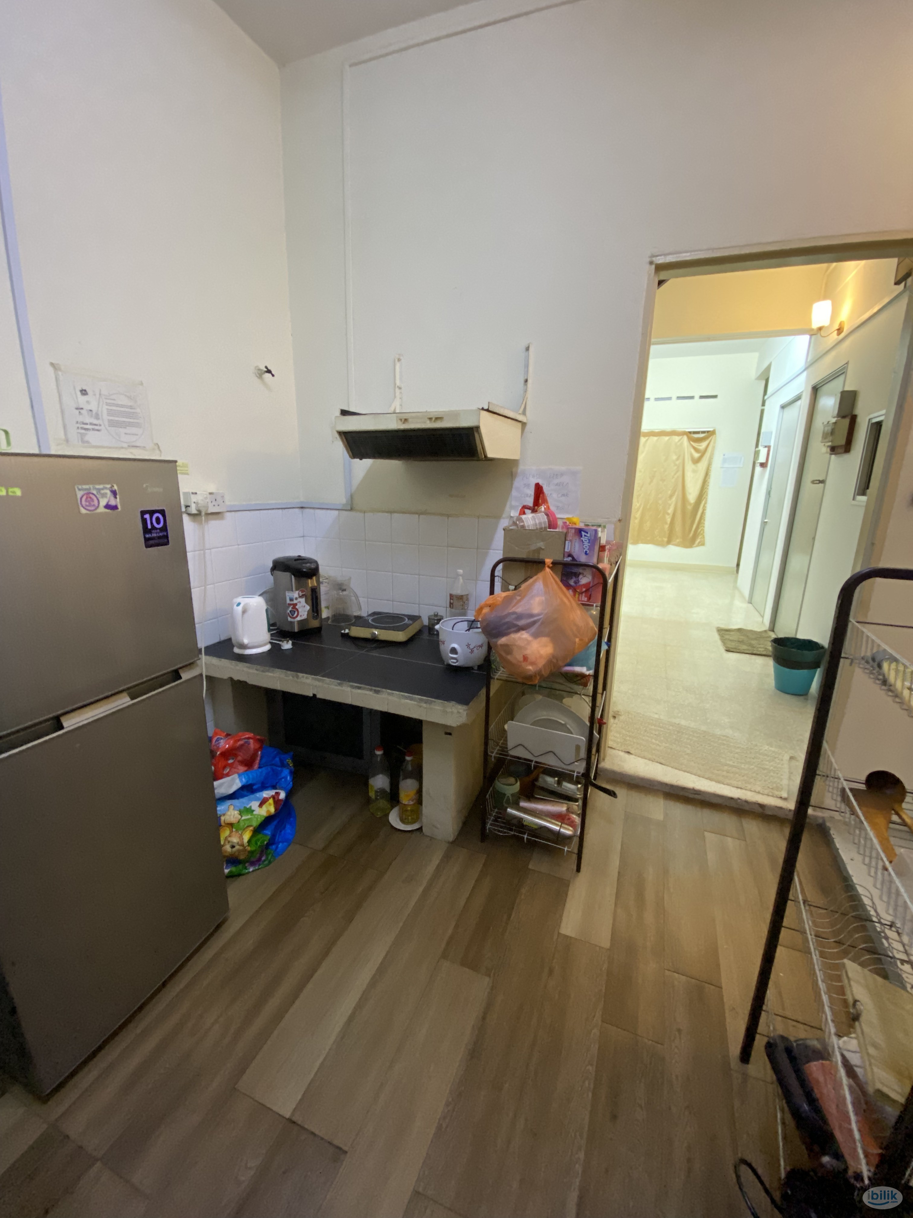 🔥1 Month Deposit Fully Furnished Single Room 🔥Walking Distance to LRT Taman Bahagia, Free Wifi - Image 3