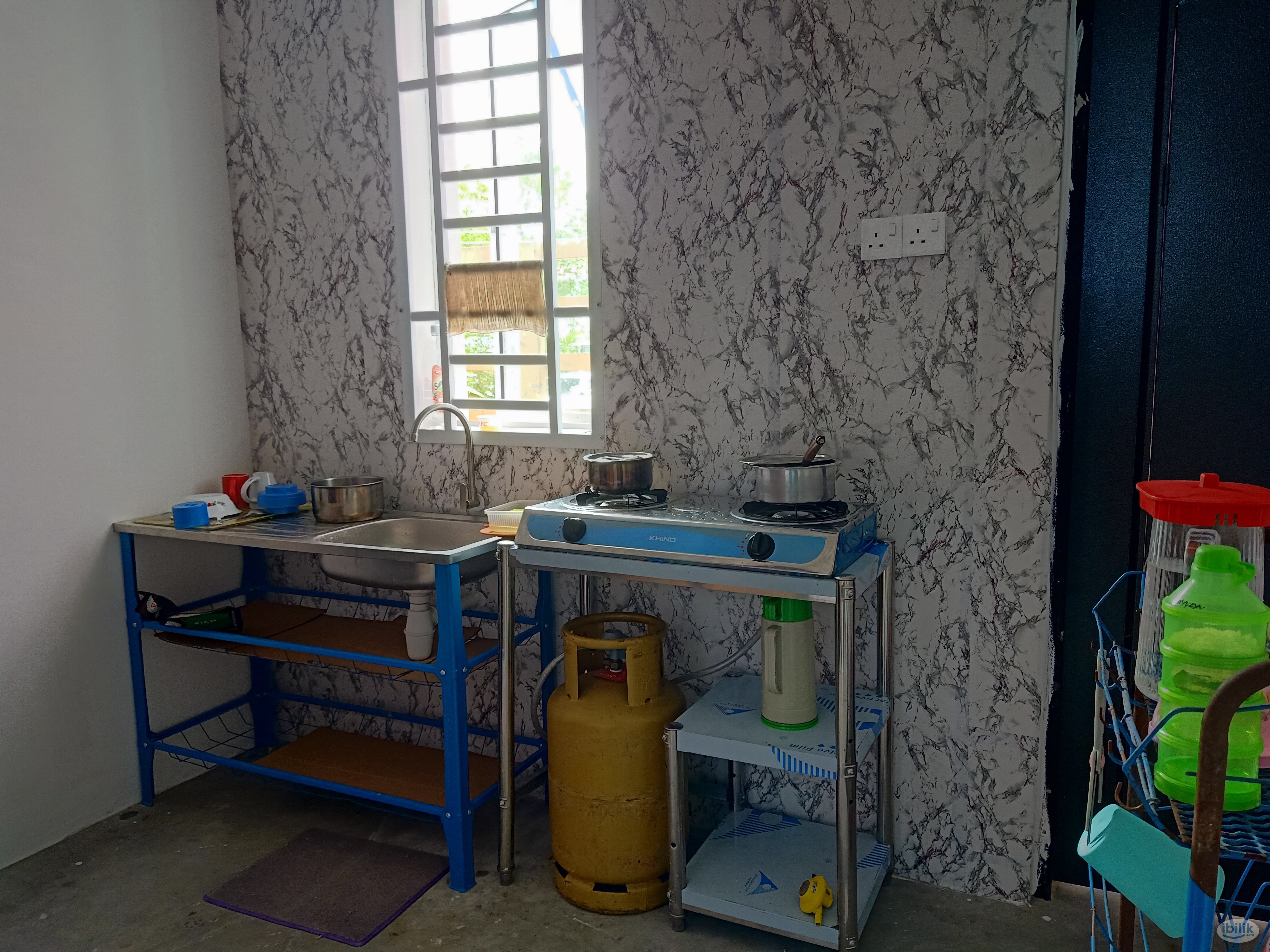 Shared Room at Taman Rinting, Pasir Gudang - Image 1