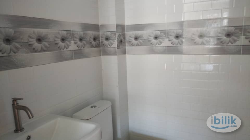 Master Room at SS2, Petaling Jaya - Image 1