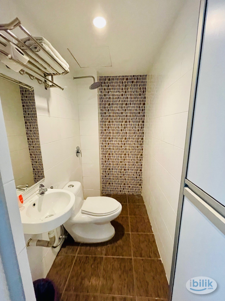 co living hotel room for long term rent at damansara jaya - Image 3