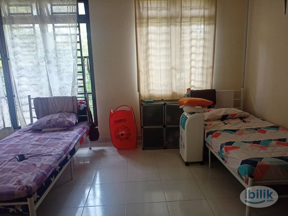 Middle Room at Bandar Dato Onn, Tebrau - Image 2
