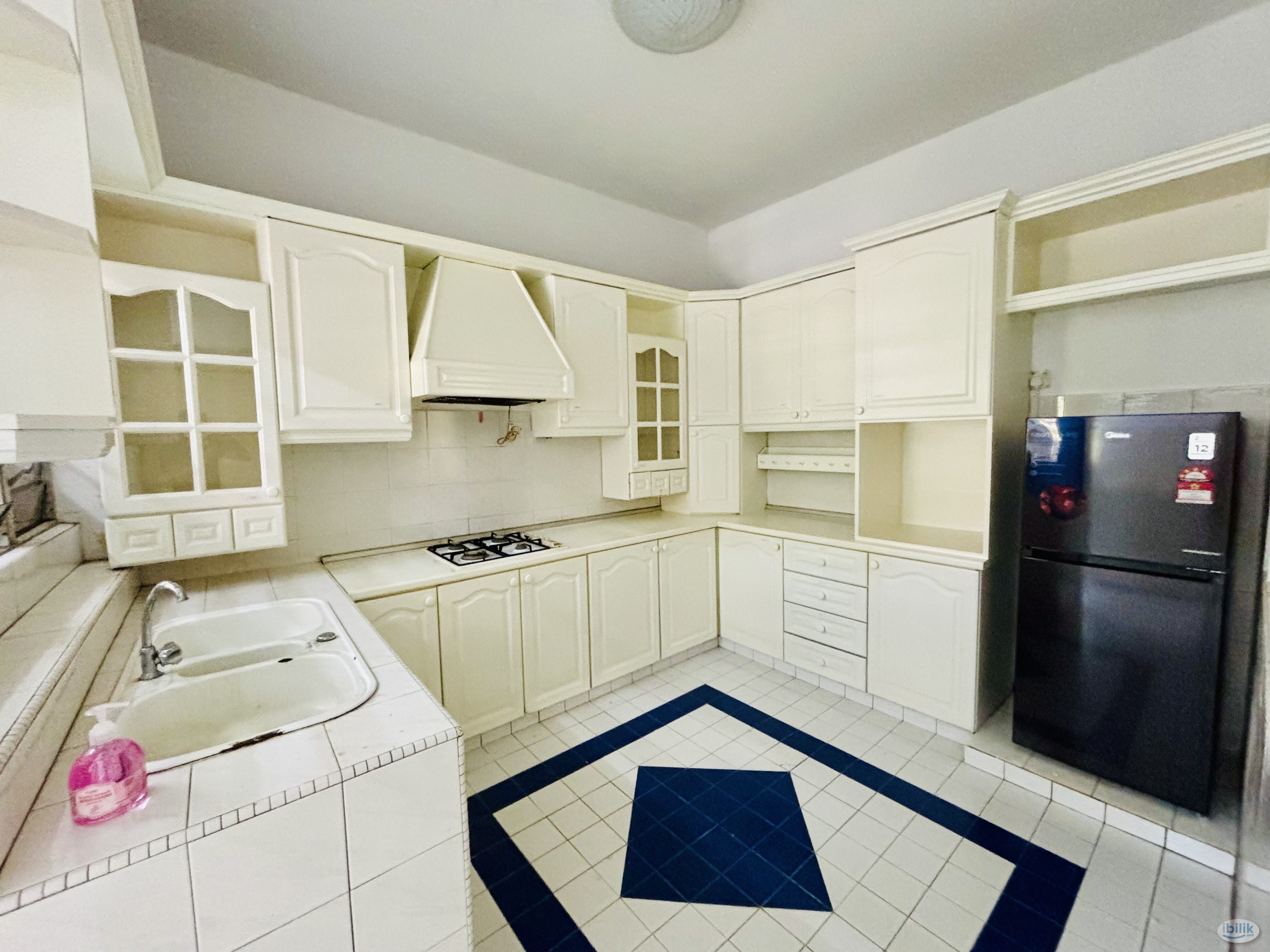 Master Room at Bandar Puteri Puchong, Puchong - Image 3