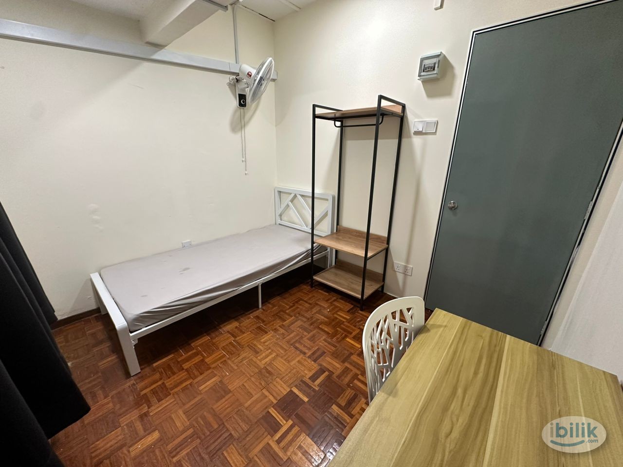 Walking Distance to SS15 LRT Station ! Room For Rent at SS15, Subang Jaya with High Speed WI-FI - Image 1
