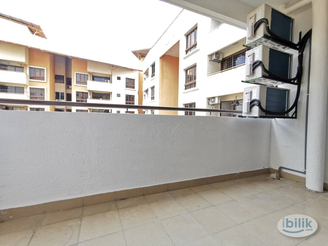 Only 8 minutes walking distance to MRT Surian Middle Room at Palm Spring, Kota Damansara - Image 5