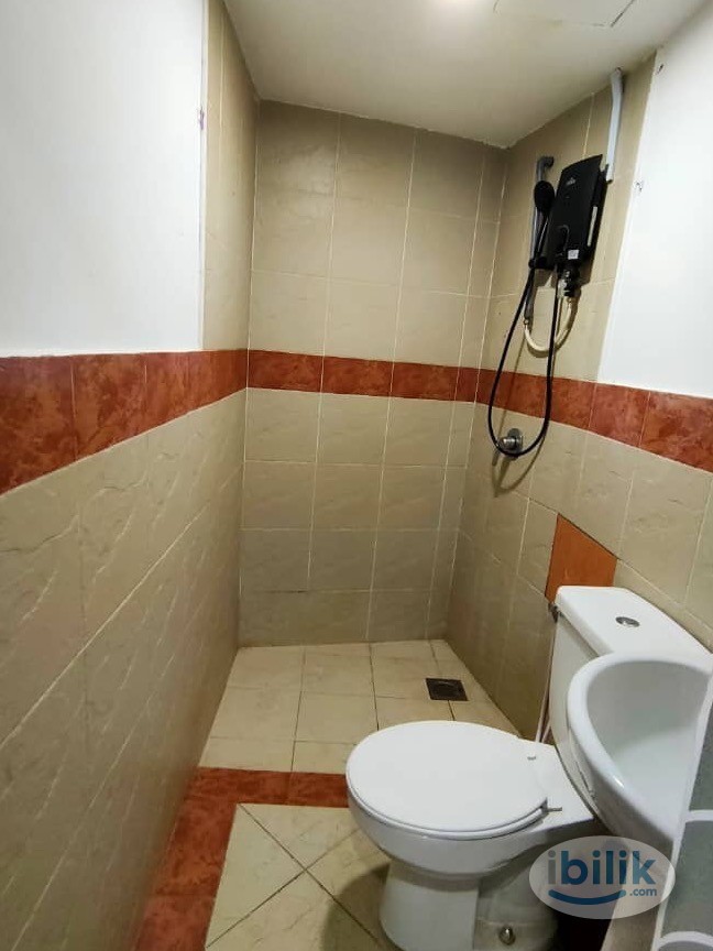 Single Room at Kota Kemuning, Shah Alam - Image 2