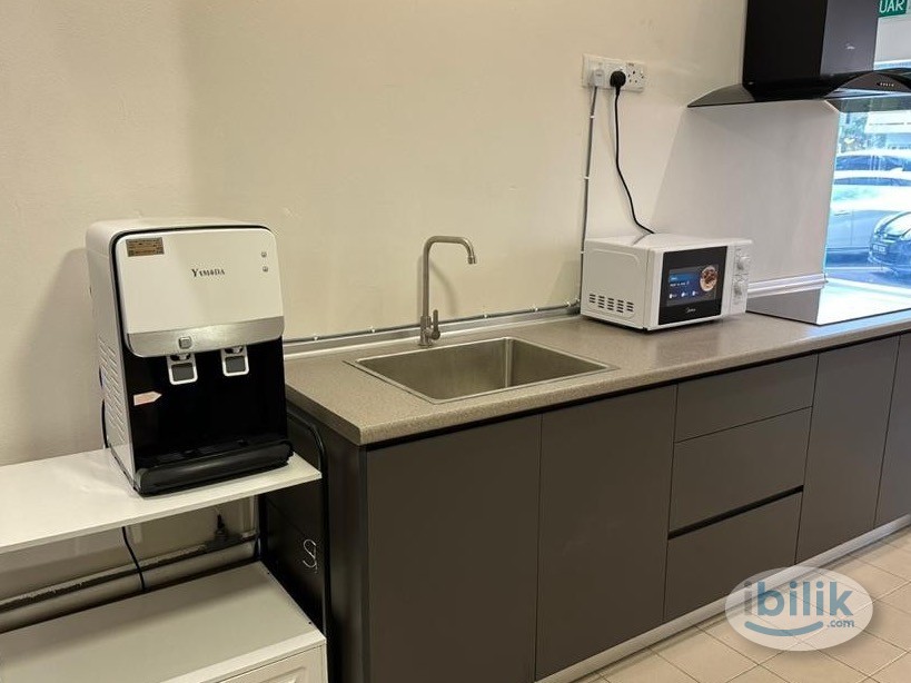 End Year Offer ❗ Zero Deposit and Furnished Room + Private Toilet at Damansara Utama - Image 2