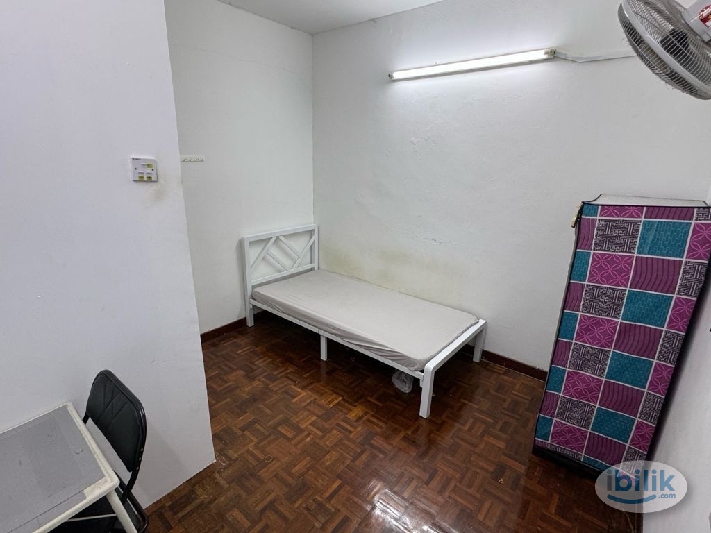 Single Room at Kota Damansara, Petaling Jaya - Image 1