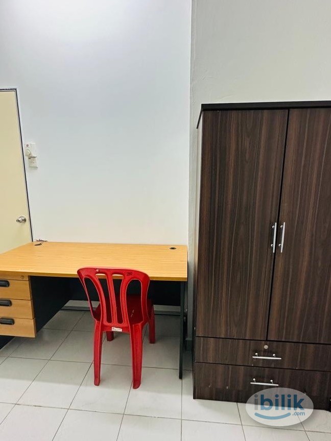 Single Room at Bandar Sunway, Petaling Jaya - Image 2
