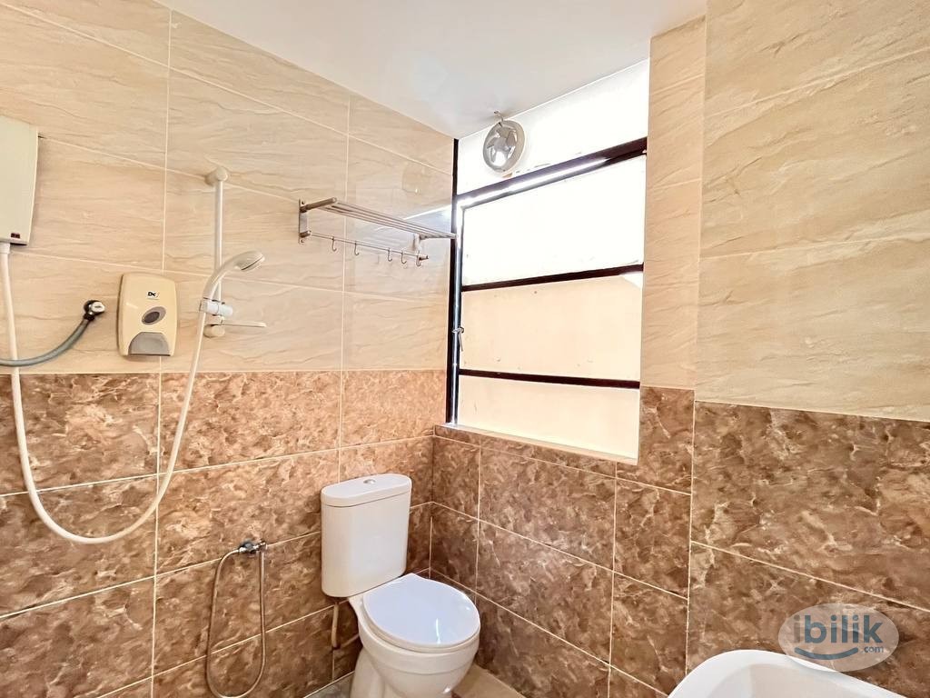 🌟 Spacious Room with Co-Living @ Q Inn PJS 8 Bandar Sunway🌟 - Image 2