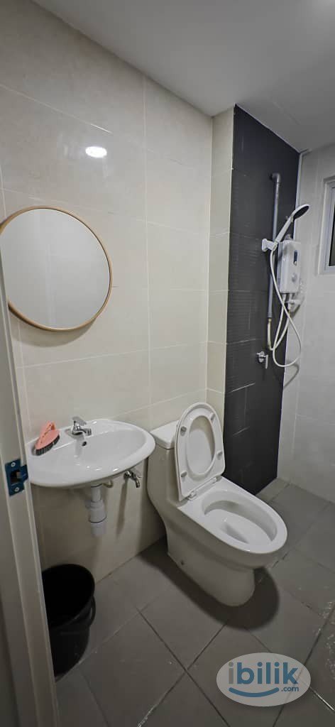 🔥 SMALL ROOM AT ACACIA RESIDENTS 🔥 - Image 2