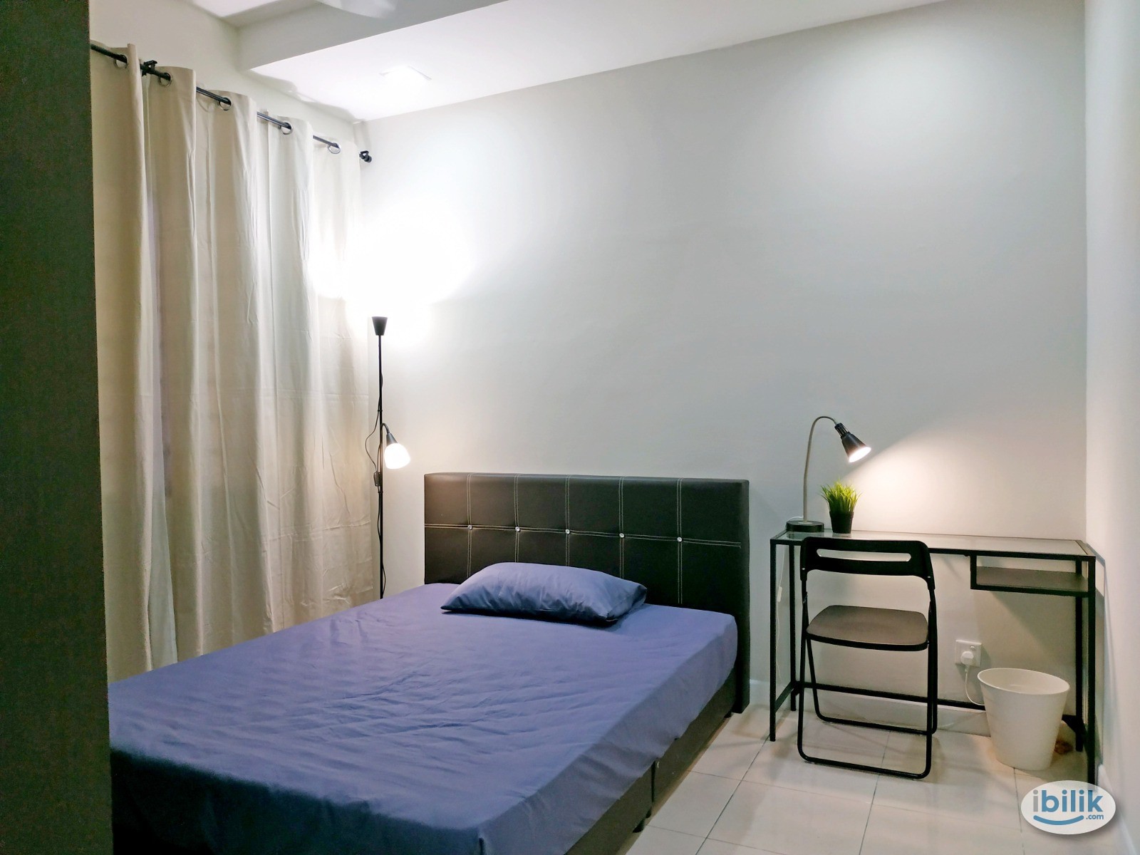 Middle Room Ascotte Boulevard Semenyih (Muslimah Only) near ecohill Mall, Econsave - Image 1