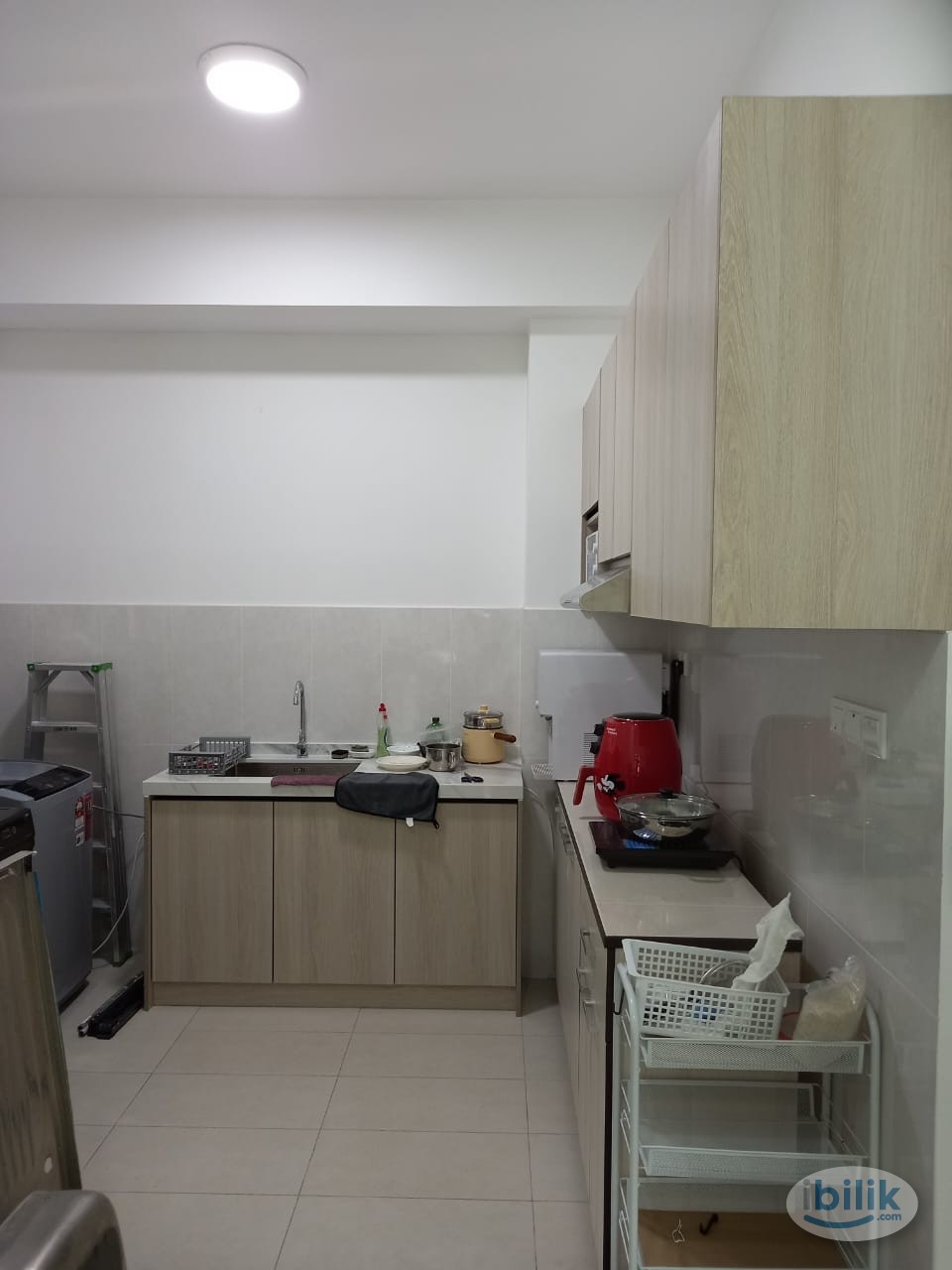 Single Room at Greenfield Residence, Bandar Sunway - Image 4