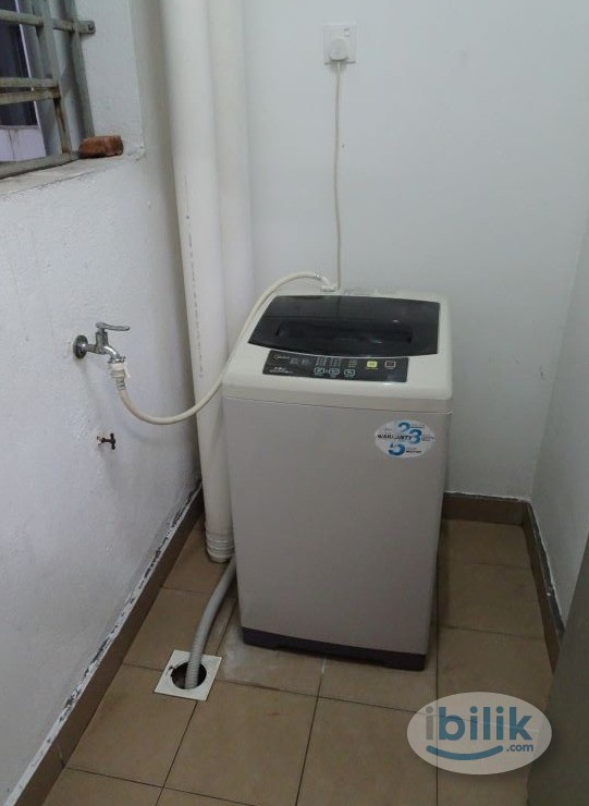 Single Room at Mutiara Residence, Seri Kembangan - Image 4