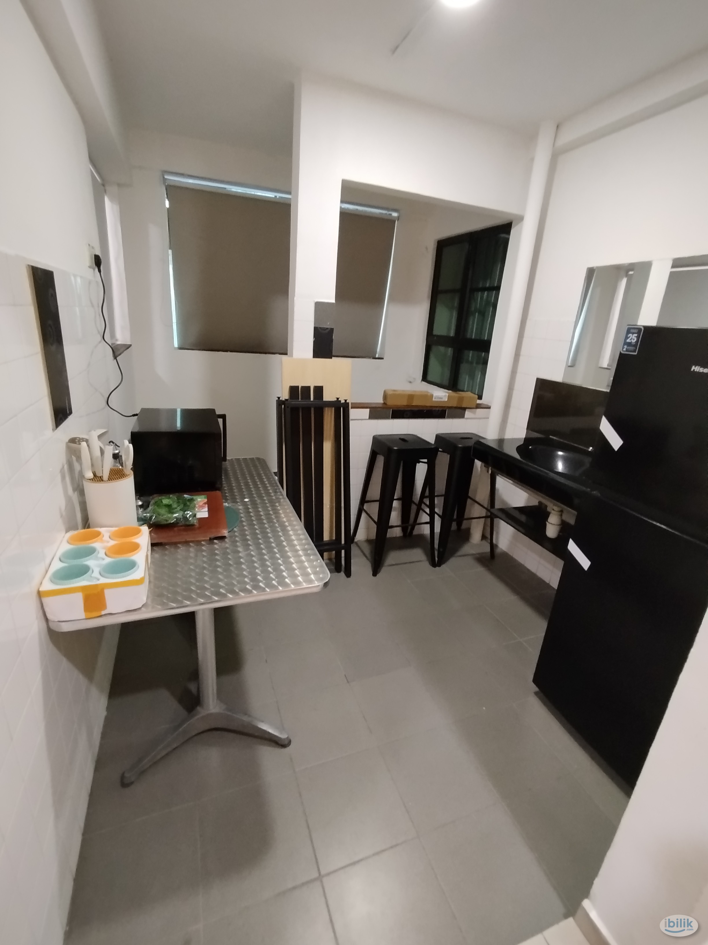 💯Merdeka diskaunb🇲🇾Middle Room at Serdang, Selangor - Image 2