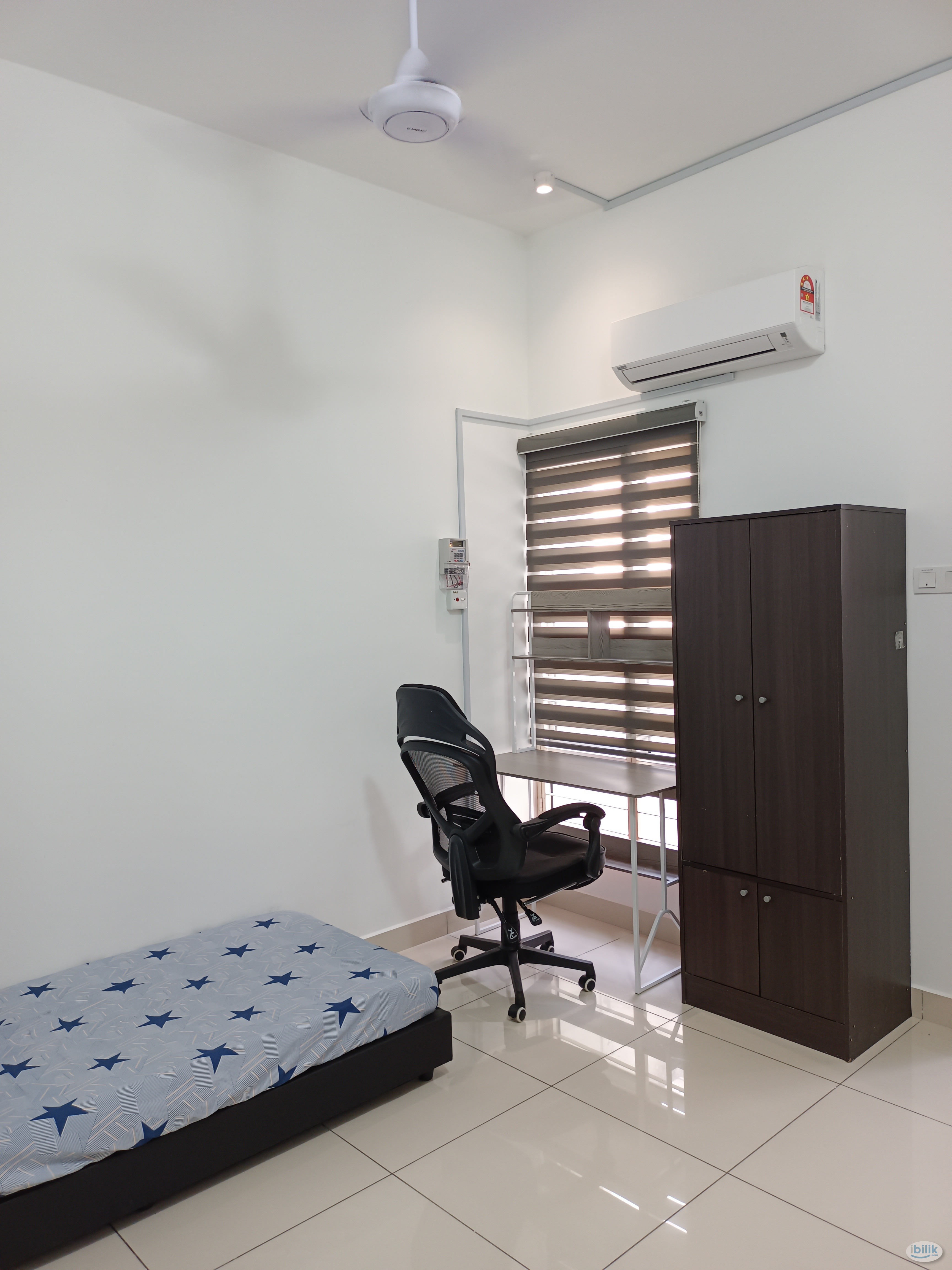 Single Room have Fully Furniture & Included Utility & Unifi for Rent in Bandar Botanic Gated Guarded House - Image 2