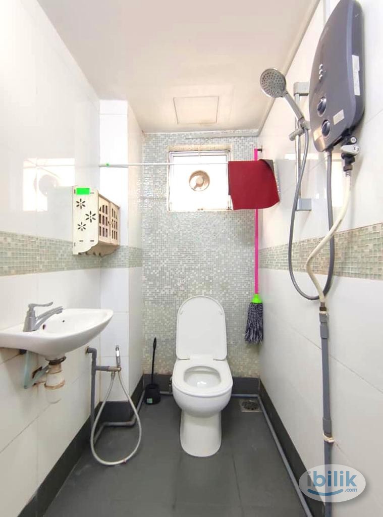 🏃‍♂️3 mins Walking Distance to MRT✅Single Room in Kota Damansara - Image 2