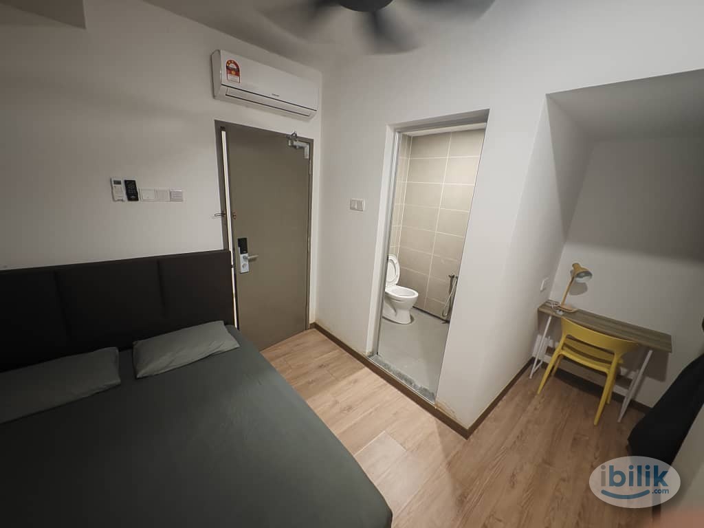 🛁🚽PRIVATE ROOM WITH BATHROOM | ✨ZERO DEPOSIT💰 | NEAR MRT KENTONMEN 🚆 - Image 1
