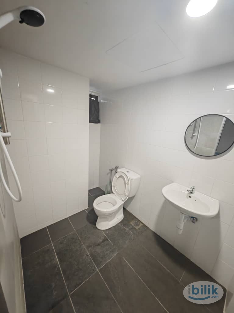 🛁🚽PRIVATE ROOM WITH BATHROOM | ✨ZERO DEPOSIT💰 | NEAR MRT KENTONMEN 🚆 - Image 2