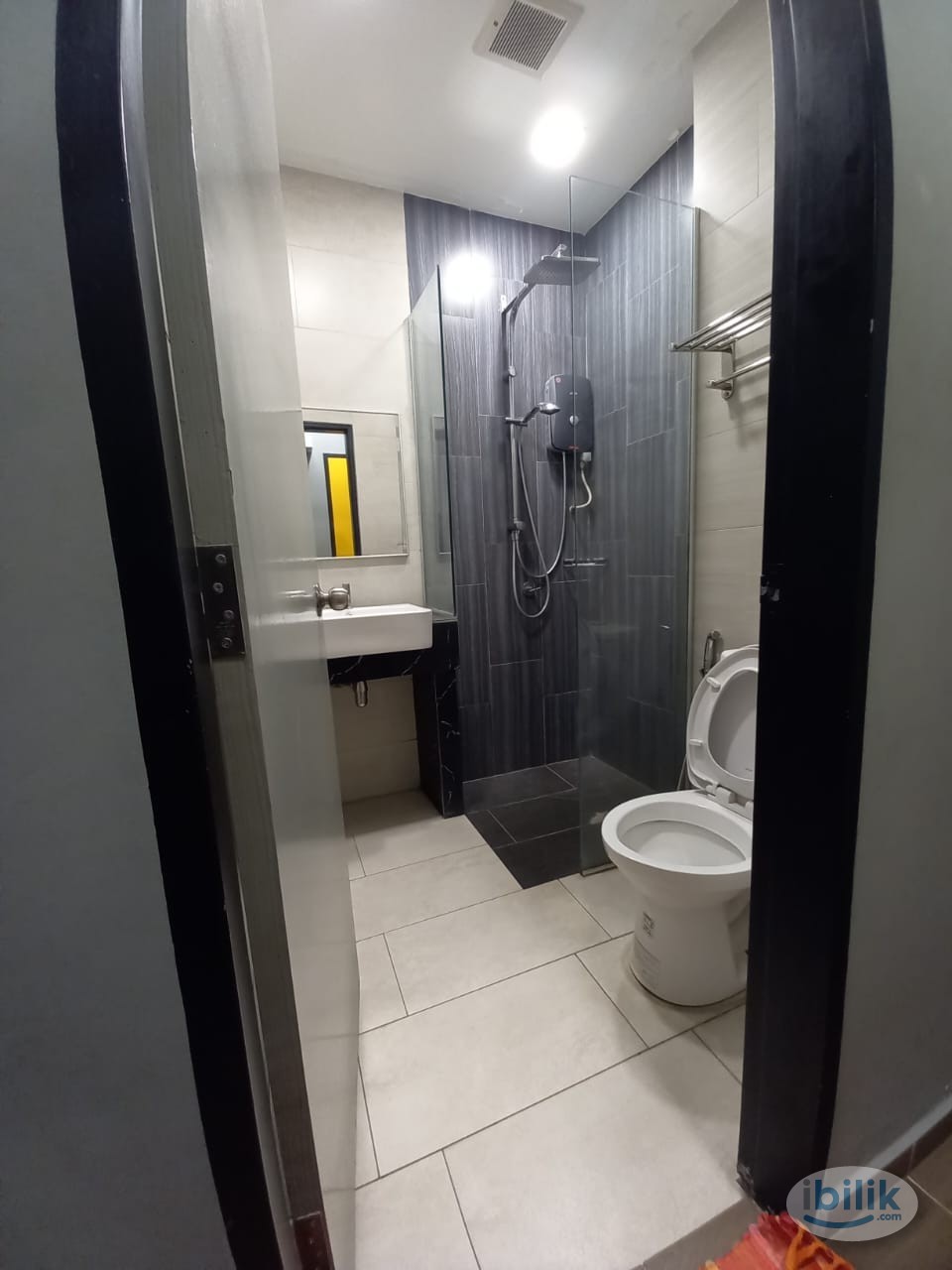 Zero Depo ❗ Near LRT Pudu 🚅 Room for Rent near Sunway Velocity - Image 4