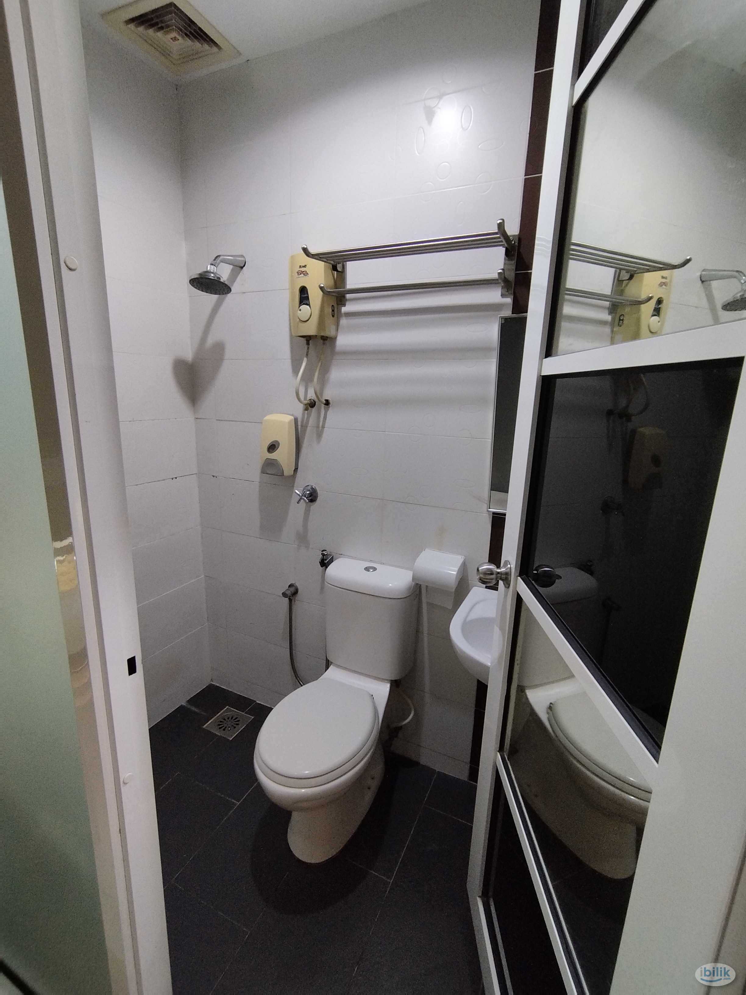 ❗2 MIN TO STRAND MALL❗ZERO DEPOSIT 🤯 Move-In Immediately💨 - Image 3