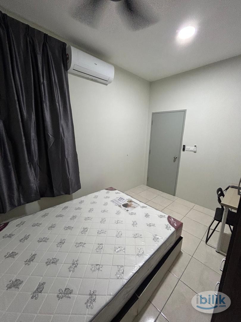 😍 5 mins walk to LRT 😍 Inclusive of Utilities 😍Free Wifi 😍Free Cleaning 😍Fully furnished Medium Room at Platinum OUG - Image 2