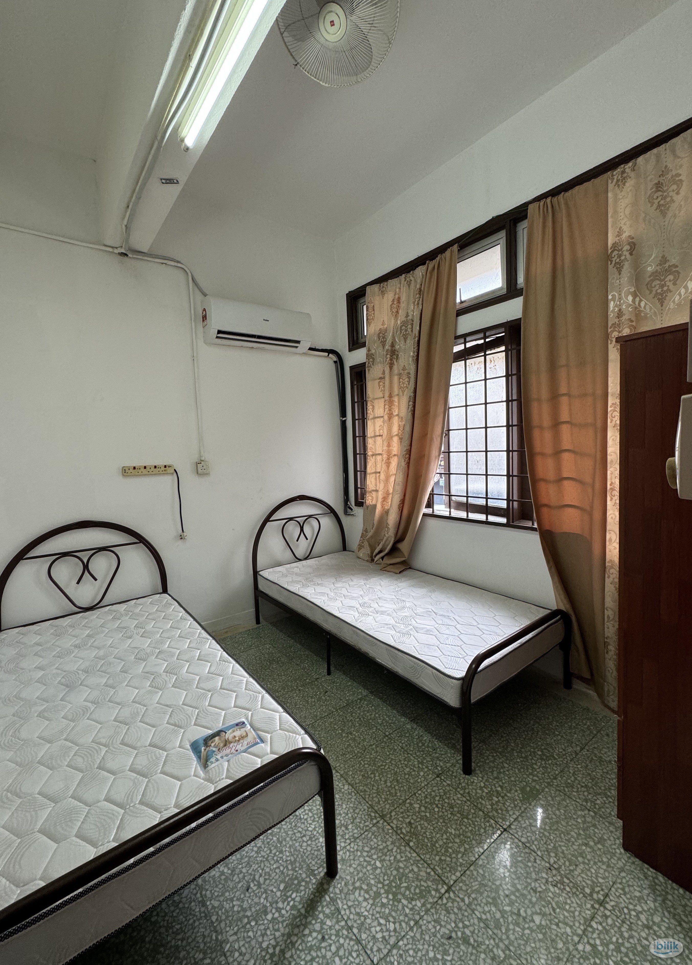 🔥8 Mins Walk to LRT Maluri🔥Low Deposit🤑Daily Cleaner💦Fully Furnished Spacious Room with Window🔥 - Image 2