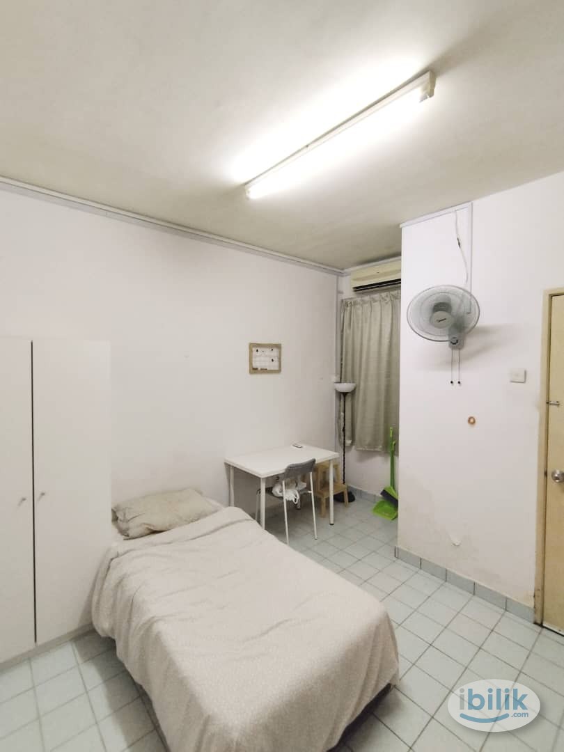 🔥Walking Distance to MRT Bandar Utama, High Speed Wifi - Image 1