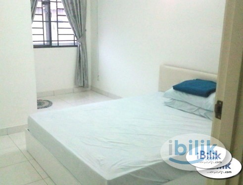 Middle Room at Taman Bukit Indah 2, Johor Bahru - Image 1