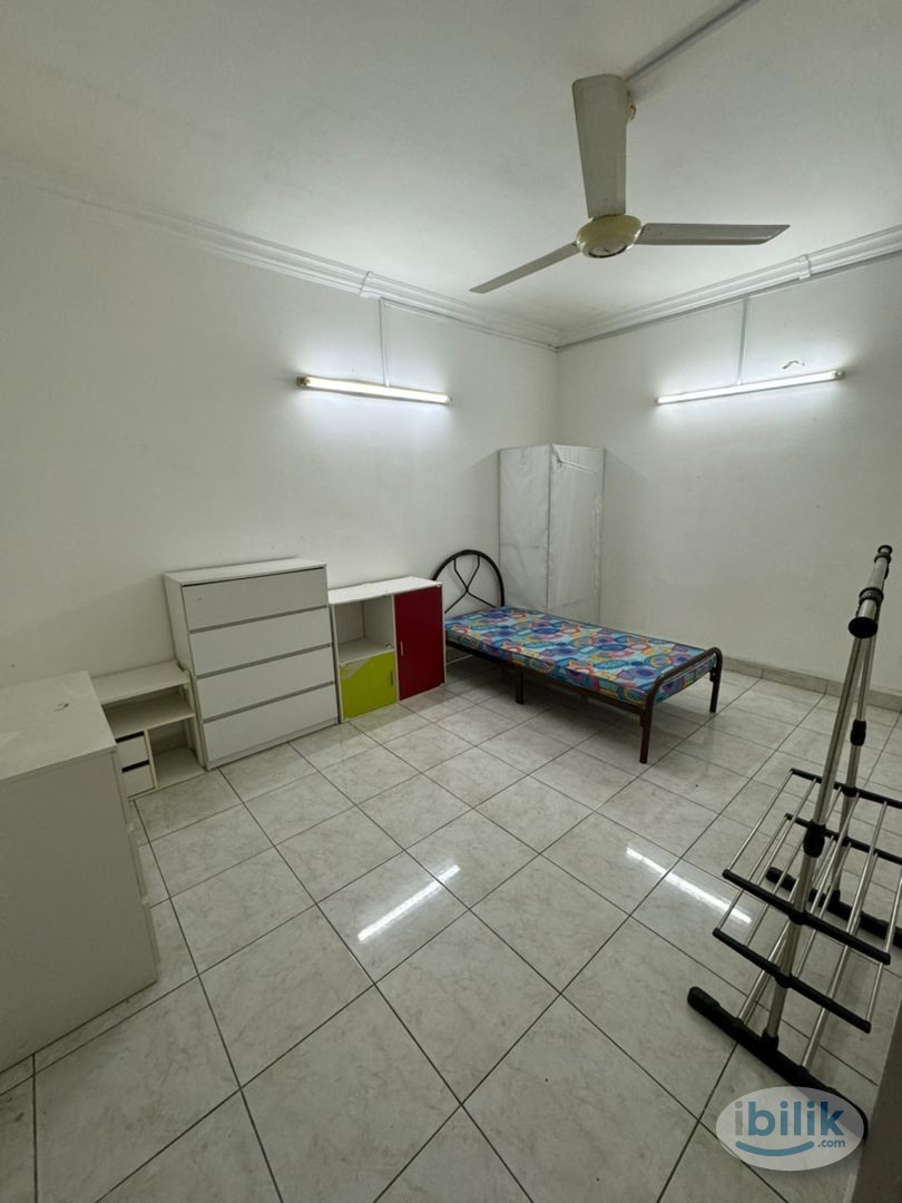 😍Middle Room at Bandar Utama, Petaling Jaya😍Location Nearby💃One Utama,Firrst Avenue,Center Point,Meng Tien Food Court - Image 1