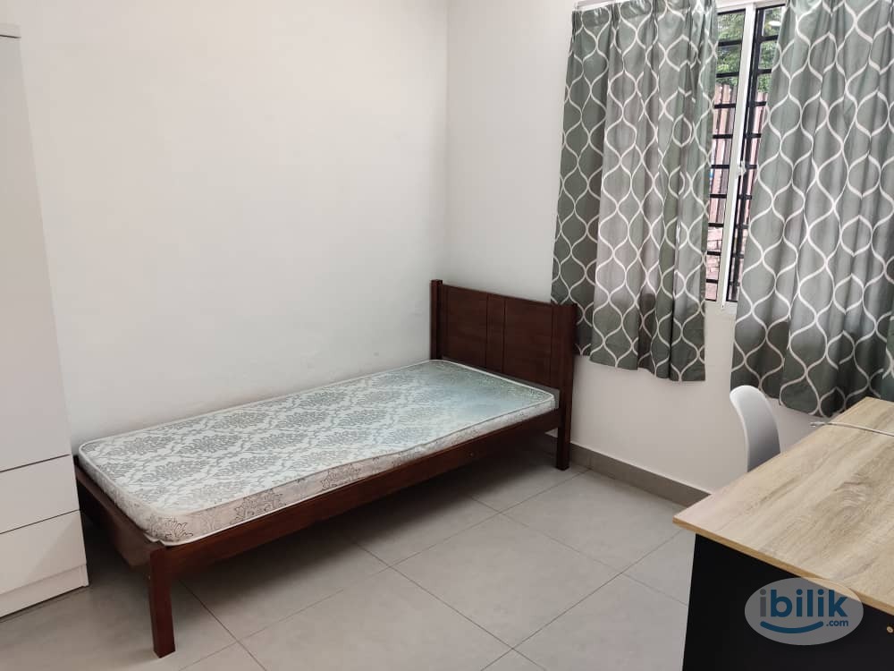 UCSI , Bigger Single Room at Taman Connaught, Cheras (Free Parking) - Image 1