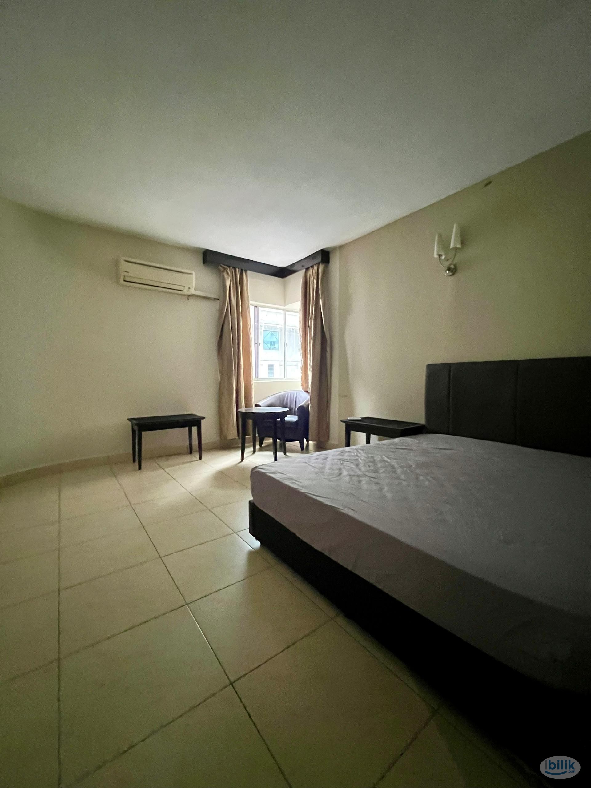 🚶6mins walking distance to CIQ/Customs🚶Private room with bathroom rent at Jalan Tenteram ⭐Zero Deposit/Low Deposit - Image 1