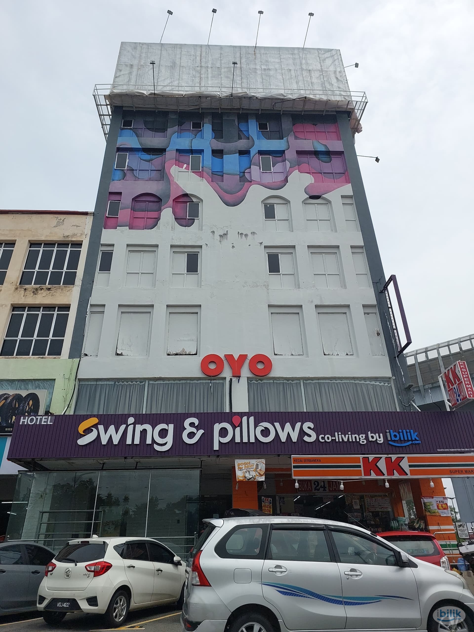 Budget-Friendly Haven: Comfortable Master Room with Private bathroom in Kajang, Selangor just opposite of MRT Kajang! - Image 4